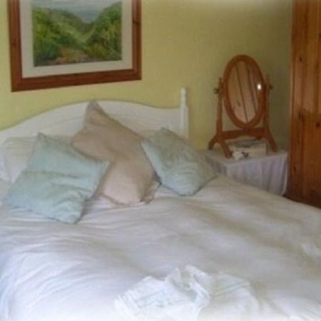 The Highdown Inn Totland 外观 照片